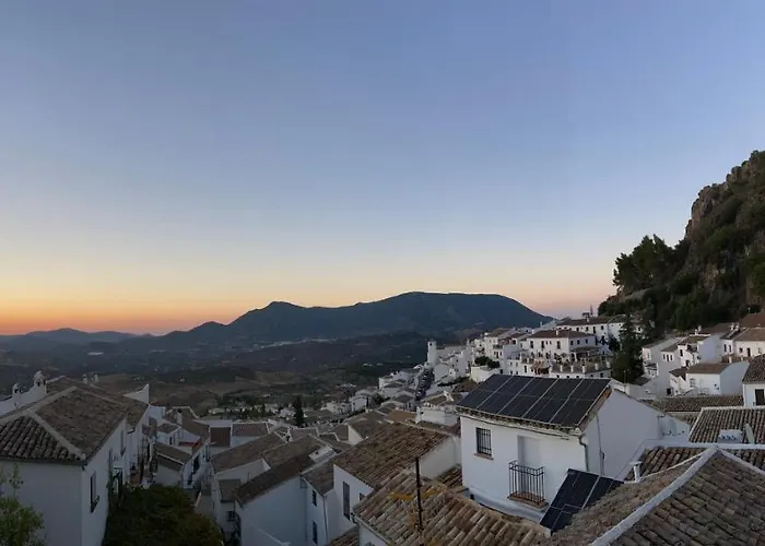 Casa “El Zumaque” En Zahara De La Sierra